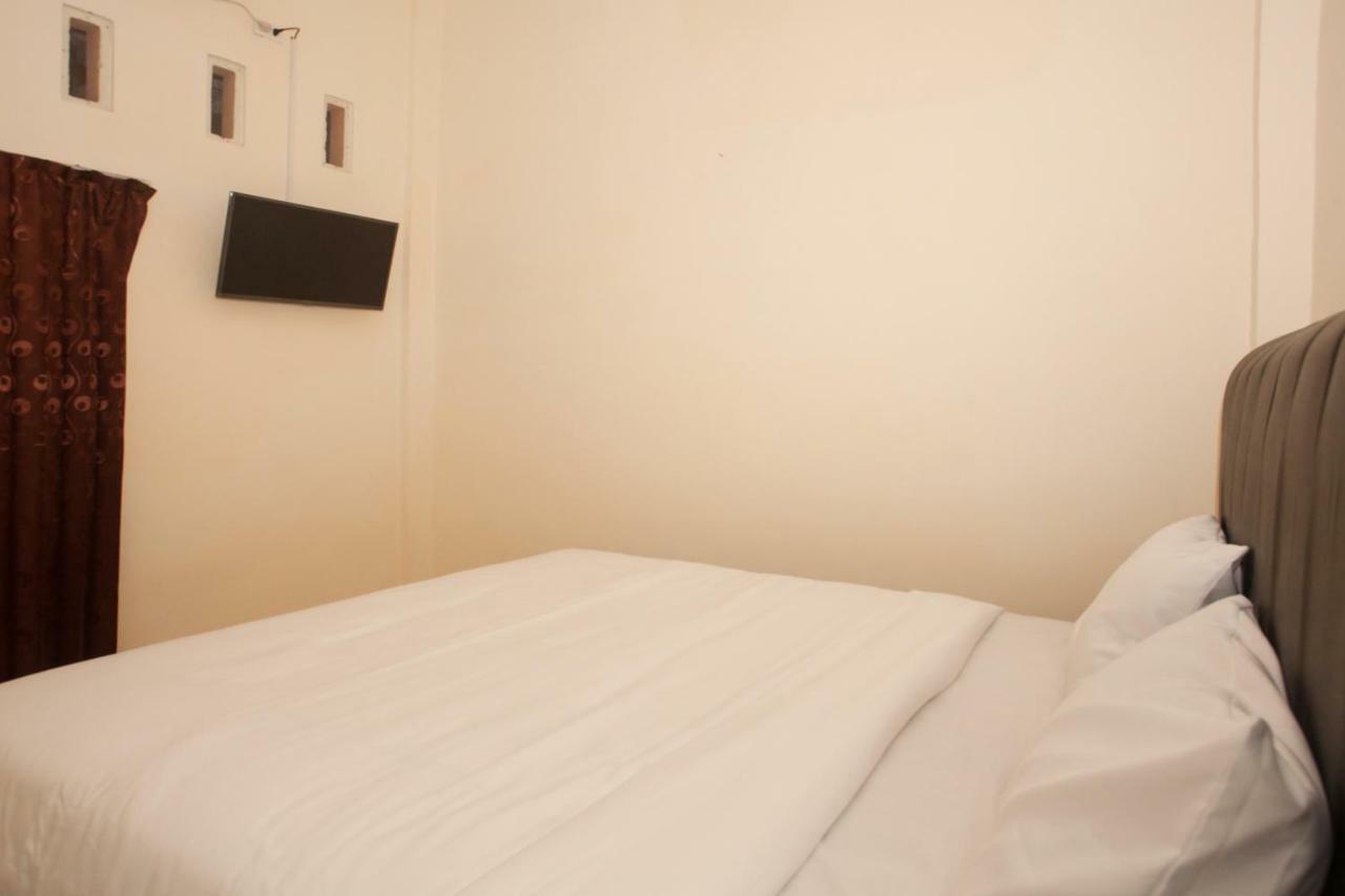 Oyo 1752 Hotel Wisata Kisaran Zewnętrze zdjęcie